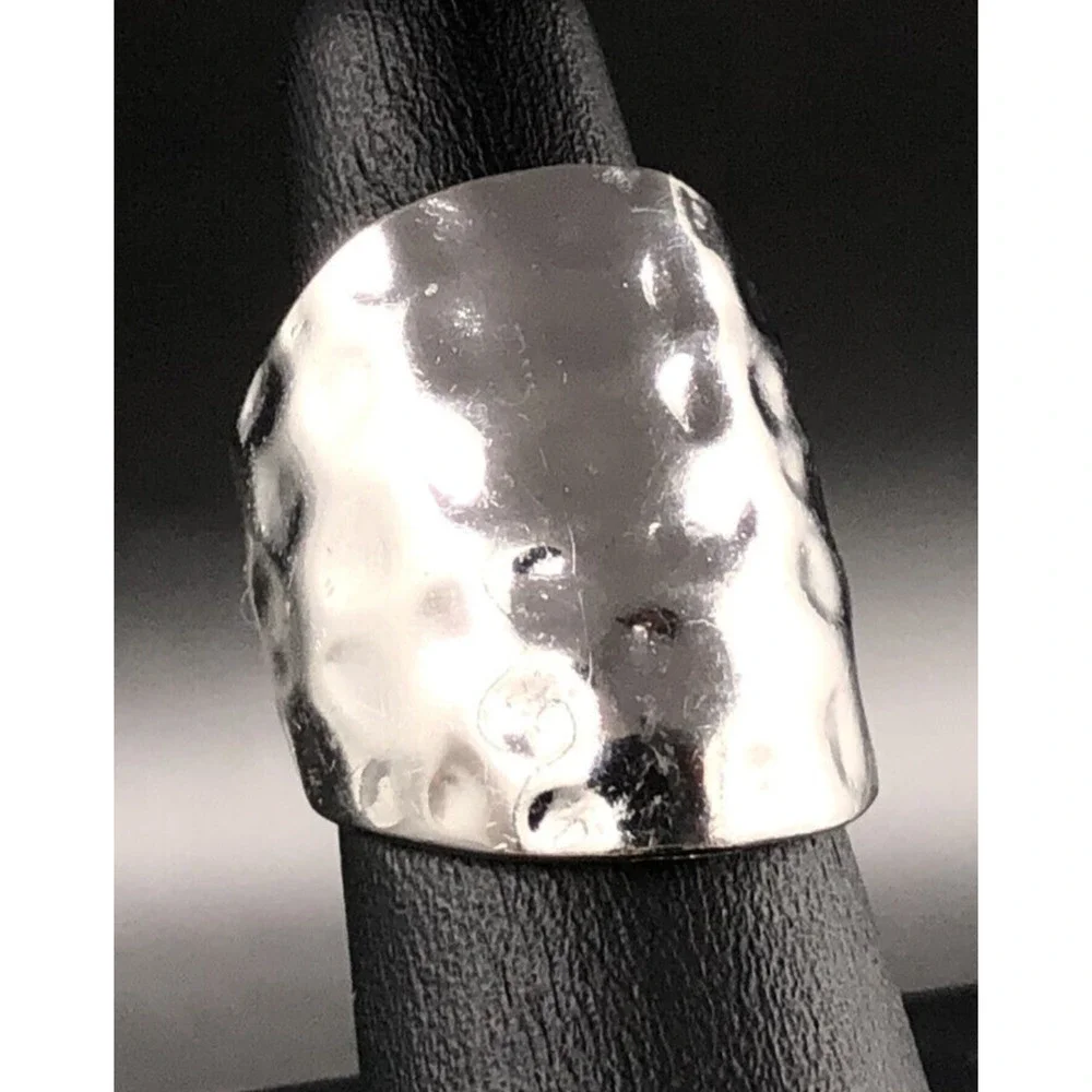 Fashion Ring Unisex Size 6 Hammered Silver Tone Wide Band Flared‎ Shank